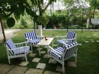 Casuta cu zorele 2 Mai - B&B