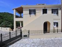 Frida's House - Bed and Breakfast Karyá