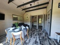 Domki Apartamenty Retro - B&B Jarosławiec