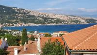 Apartment Zlatko with Sea View - B&B Baška