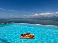 B&B Shirokë - Lake Breeze Villa with a Pool & Magnificent Views - Bed and Breakfast Shirokë