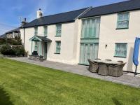 B&B Dyffryn - Tyn Y Buarth - Bed and Breakfast Dyffryn