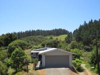 Matapouri bach - beautiful Northland beach - B&B