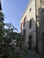 Grande maison de ville entre terre et mer avec Jacuzzi - B&B Malestroit