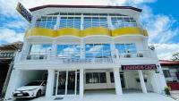 B&B Lemery - Legends Hotel & Events Hall - Lemery & Taal - Bed and Breakfast Lemery