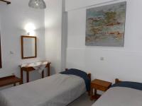 Livadia Studios - Bed and Breakfast Rapaniana