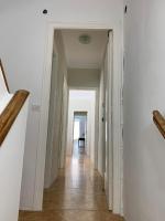 NOTARIA-Apartamento y Estudio en casco antiguo, al lado de playa, Rambla y Monasterio, con acceso a terraza ajardinada - Chambres d'hôtes Sant Feliu de Guíxols