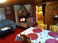 Mysig stuga i Vasaloppsbyn Evertsberg - B&B Älvdalen