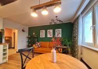 Uroczy apartament blisko centrum - 10 min do plaży - B&B