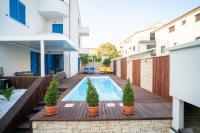 The Luxury Nest Zadar - Private Heated Pool - B&B Zara