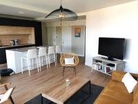 B&B Les Sables d'Olonne - Les Pins de l'Ocean - A 1km de la mer - Bed and Breakfast Les Sables d'Olonne