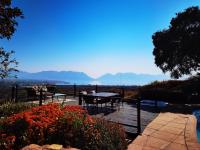 B&B Hartbeespoort - La Montagne Guest Lodge - Bed and Breakfast Hartbeespoort