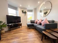 Lovely Apartment, One Minute from Bournemouth Beach and Town. - B&B Bournemouth