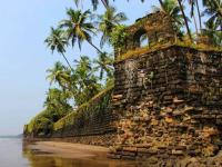 Parvati Niwas Homestay -5 Mins walking frm Revdanda Beach & Fort - Huge Monsoon offer - B&B Alibag
