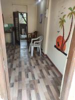 Parvati Niwas Homestay -Nearby Revdanda Beach & Fort - WiFi available - B&B
