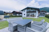 Spa Chalet Lodges by we rent - B&B Zell am See