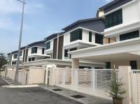 Pearl Residences Sleep 27 - B&B