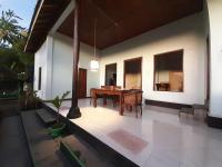 B&B Senggigi - Sasak Lebung Home - Bed and Breakfast Senggigi