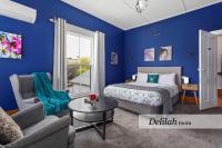 Delilah - Deluxe Queen Room with Spa, upstairs