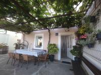 Holiday House Santa - Chambres d'hôtes Lopar
