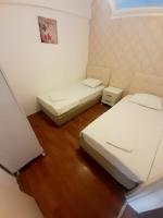 Standard Two-Bedroom Apartment (6 Adults)