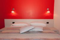 One-Bedroom Apartment (2 Adults) - Split Level