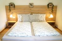 Apartment with Mountain View