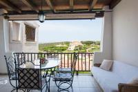 Cala del Faro Luxury Apartment Porto Cervo 70m Spiaggia Privata 2 camere 2 bagni Starlink - B&B Porto Cervo