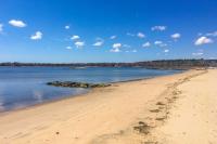 Walk to Swift's Beach! Classic Cottage w/ Deck - B&B Wareham