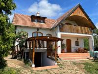 Füge Vendégház - B&B Lovas