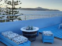Dimitra's Sea-Crafts Boutique Studios - B&B