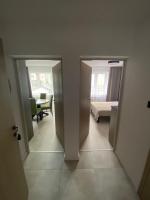 Apartamento de 1 dormitorio con balcón