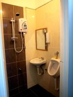 Kamar Triple dengan Shower