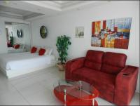 Suite mit Kingsize-Bett und Meerblick