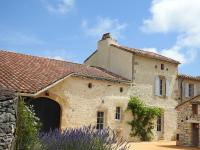 B&B Blanquefort-sur-Briolance - Chambre en pierre - Bed and Breakfast Blanquefort-sur-Briolance