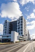 One-Bedroom Apartment with Sea View and Parking Space