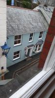 B&B Fowey - Newly Refurbished 2nd Floor Apartment Lil Nauti - Bed and Breakfast Fowey