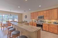 Outdoor Oasis with Pool Davenport Resort Escape! - B&B Davenport