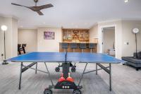 New Luxury Lake House in Pine Mountain Lake Close to Yosemite! Perfect for all seasons! Great for retreats, getaways, celebrations, and more! - Bed and Breakfast