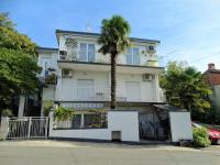 Apartmani Crikvenica 30098 - Dijana - B&B