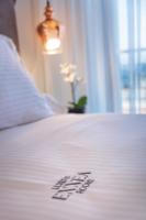 Doppelzimmer mit Balkon und Meerblick