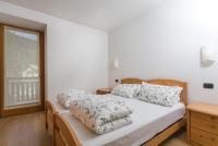 Apartment mit Balkon