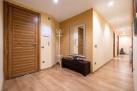 Hauzify I Apartament Sant Roc - B&B