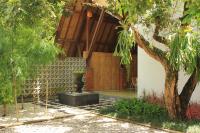 Komoreya Guesthouse - B&B