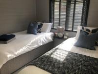 L19 - Penrhyn Spa Lodge with Hot Tub - Ferienwohnung