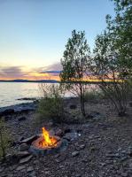 Unique Glamping on the beach 35 min from Oslo - B&B Nes