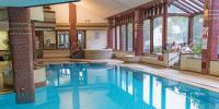Riverside Cottage 6 guests 4 adults max hot tub - B&B