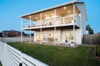 B&B Aldinga Beach - ōSHEN - Sleeps12 Gym Kayak MountnBike BeachFrnt - Bed and Breakfast Aldinga Beach