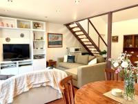 B&B Henley Beach South - Shore to Please 1 bdrm loft apt Beach Wifi - Bed and Breakfast Henley Beach South