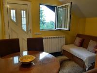 Apartment mit Balkon